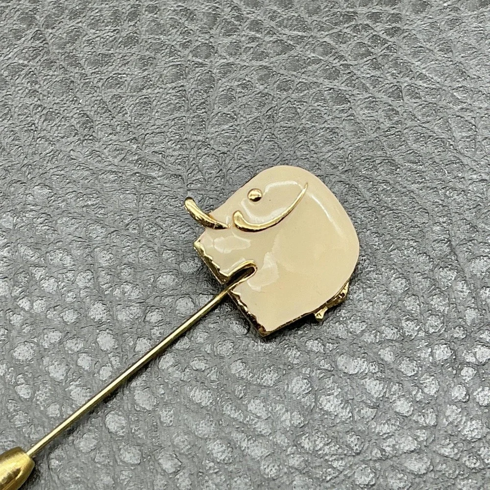 Vintage Crown Trifari Elephant Stick Pin Gold Tone Beige Enamel Lapel Hat 2